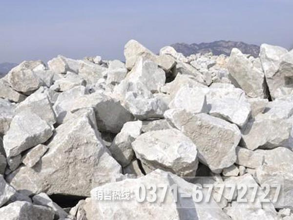 鈉長石粉碎生產工藝：改善生態(tài)環(huán)境