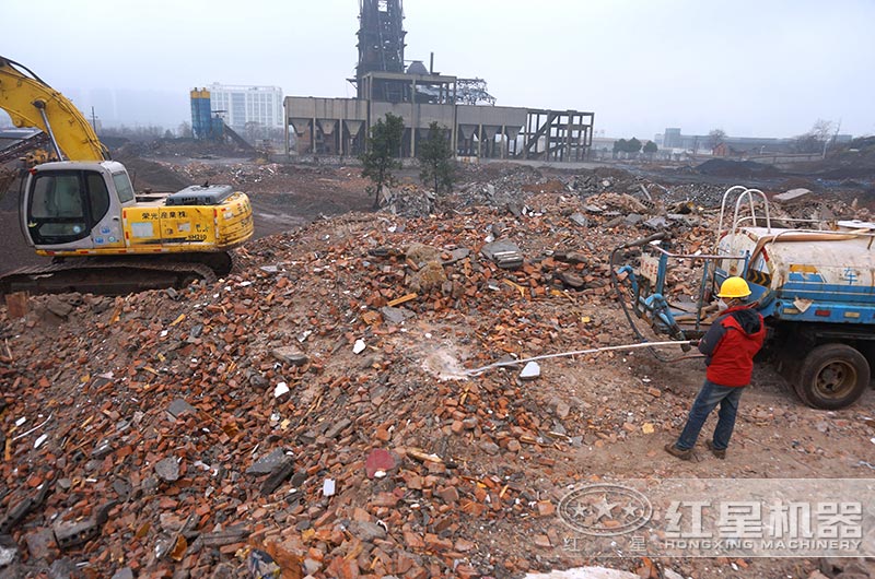 小型建筑垃圾處理廠賺錢嗎？用什么破碎機好？