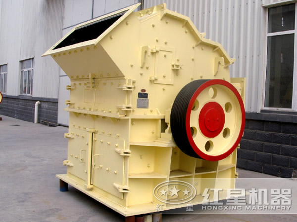 PXJ800×600型石灰石高產(chǎn)細(xì)碎機(jī)_小功率，大能力，值得一看