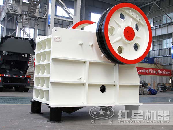 移動式破碎機(jī)與傳統(tǒng)破碎機(jī)相比好在哪里？