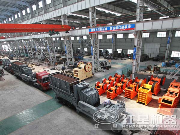 移動(dòng)式碎石機(jī)pk固定式碎石機(jī)，誰(shuí)更適用于采石場(chǎng)作業(yè)？