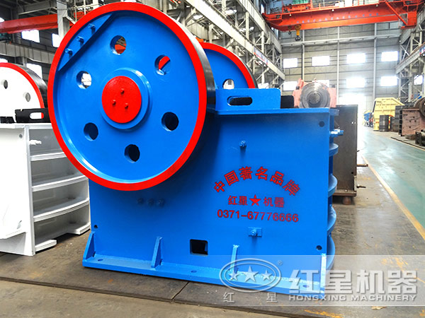 150×250顎式破碎機(jī)小體格擁有大能量， 輔助客戶創(chuàng)高收