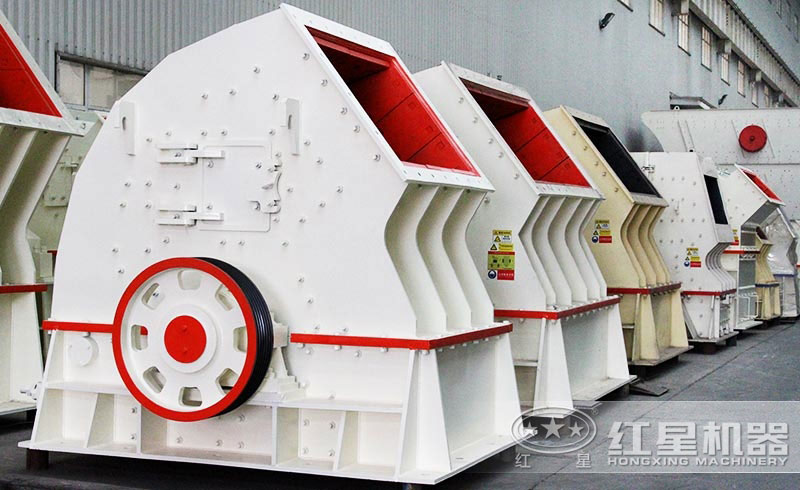 錘式破碎機(jī)廠家，現(xiàn)貨供應(yīng)